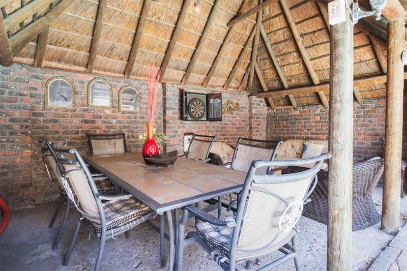 4 Bedroom Property for Sale in Hoogstede Western Cape